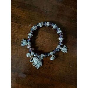 Elephant charm silver and glass stretch beaded bracelet